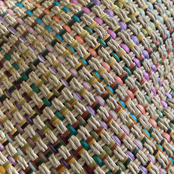 Fossil Handbag with Wooden Top Handle Straw/Plaid pattern - Picture 8 of 17